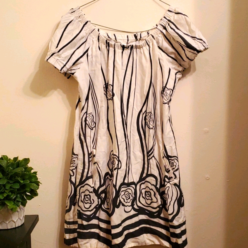 Woman's Dress